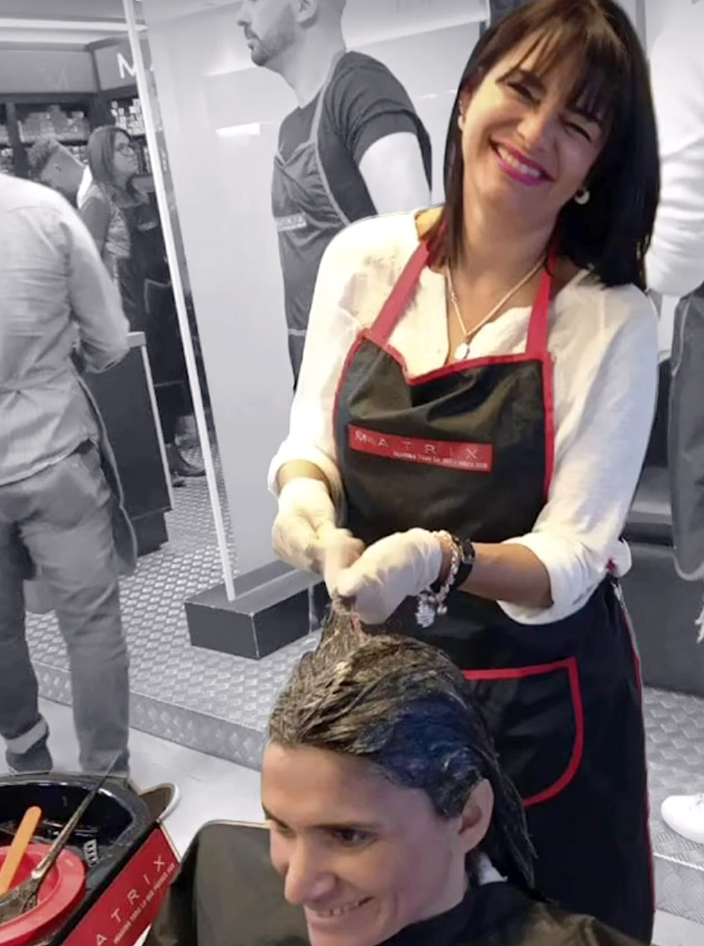 Karina Petelin — 30 años de trayectoria en colorimetría